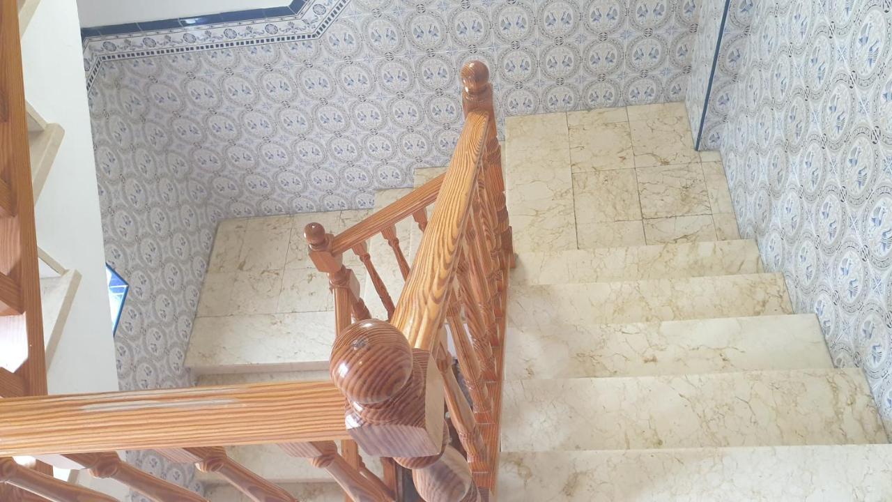 Vacansis Habitaciones De Hostal A Primera Linea De Playa En Кулера Екстериор снимка