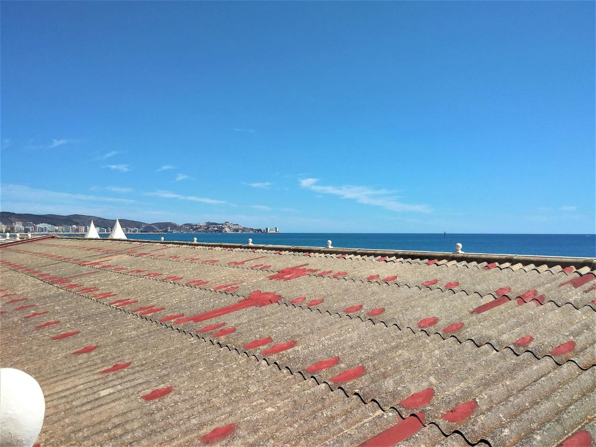 Vacansis Habitaciones De Hostal A Primera Linea De Playa En Кулера Екстериор снимка